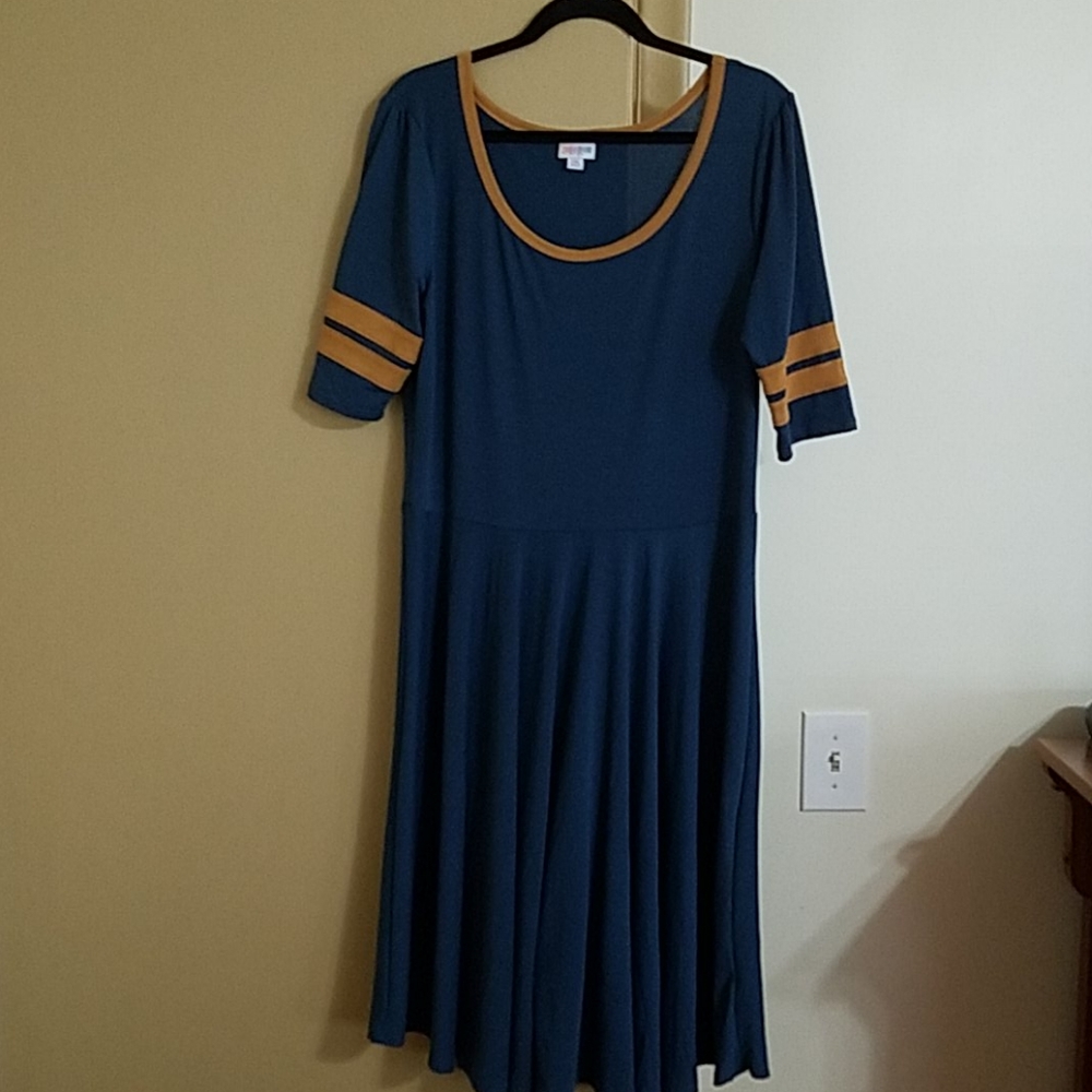 Lularoe Nicole dress,  size 2xl, like new